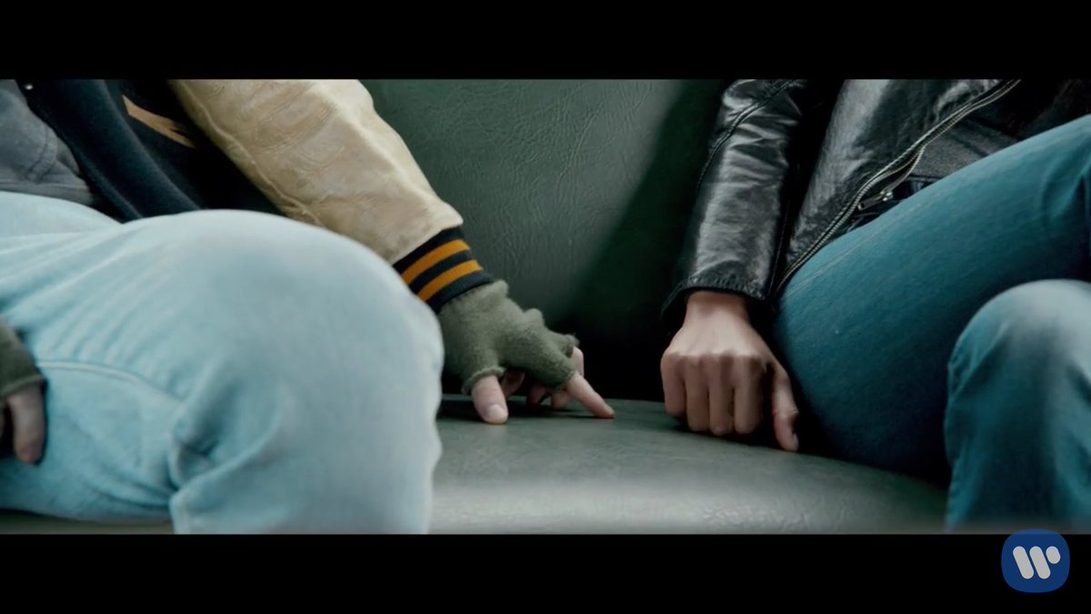 greyslouist91's tweet photo. Awww ame esta parte ๐ #shapeofyouvideo https://t.co/WP19b1KIIT
