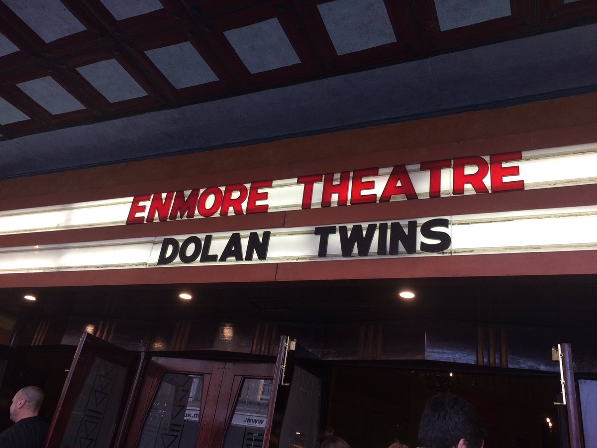 wavesdolan's tweet photo. I miss 4OU so much, it was the best night of my life 😭 #Thankyou4ou #DolanTwinsNewVideo #ForOnlyYou @GraysonDolan @EthanDolan https://t.co/VeQ6dQuslx