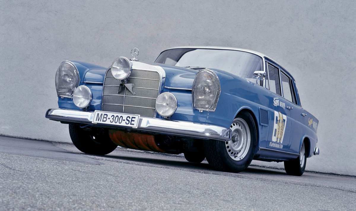 MB_Museum's tweet image. Yo Bro.
You like that stance thing?
We did this long before the guys in the hood lowered their rides!
#MBclassic #stance