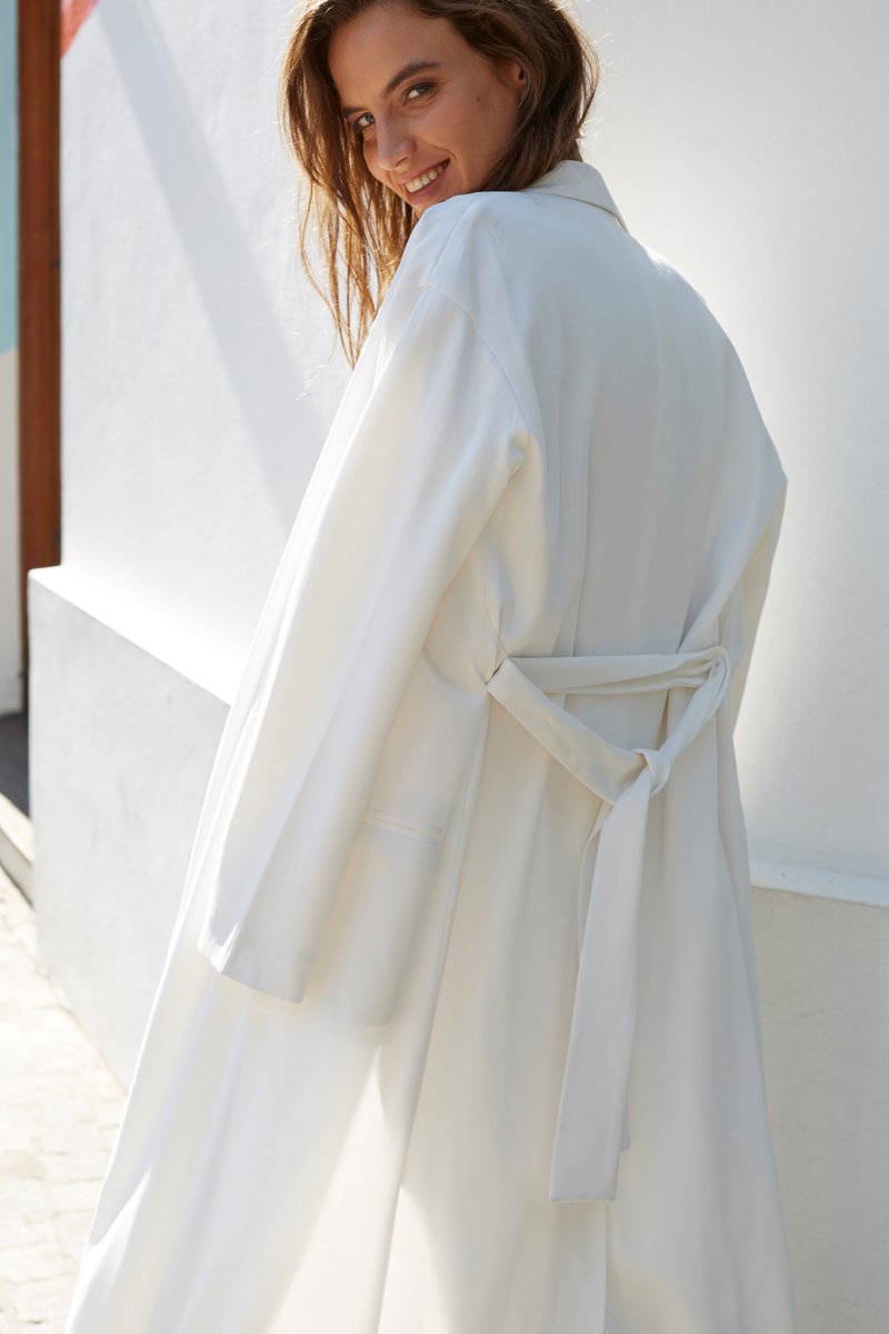 Locales: Abasto, Alcorta, Alto Palermo, Dot, G. Pacífico, Palermo Soho, P. Bullrich, Recoleta, Solar, Unicenter, Mendoza  y Rosario.