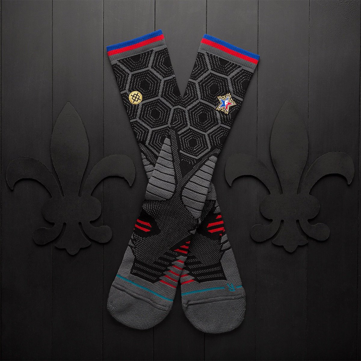 socks with l and r on them