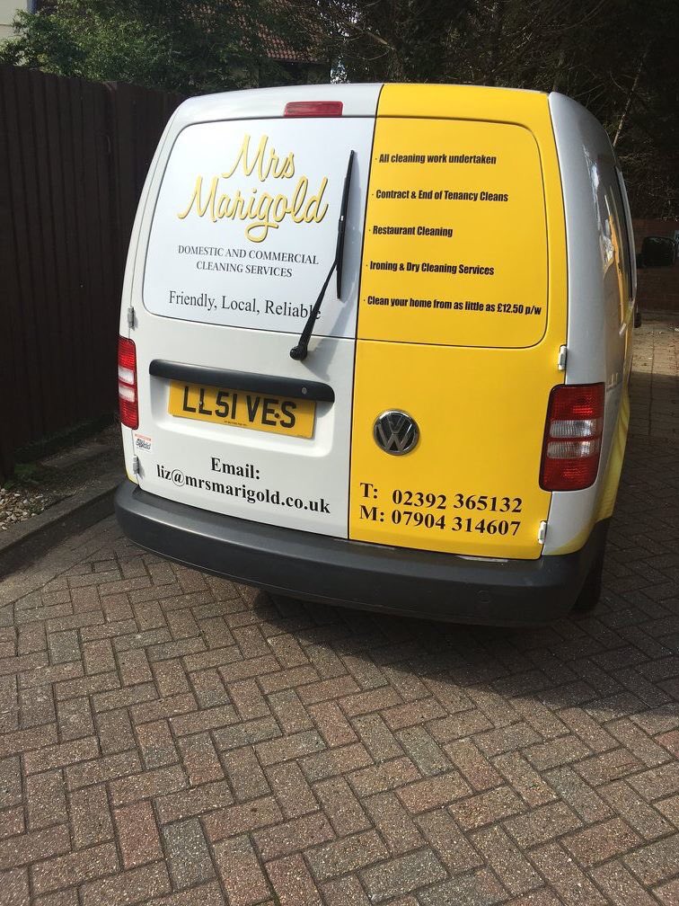 mrsmarigoldcs's tweet photo. If you see us out and about, make sure you give us a wave 👋🏻 #HampshireHour https://t.co/5H1qnBRRIV