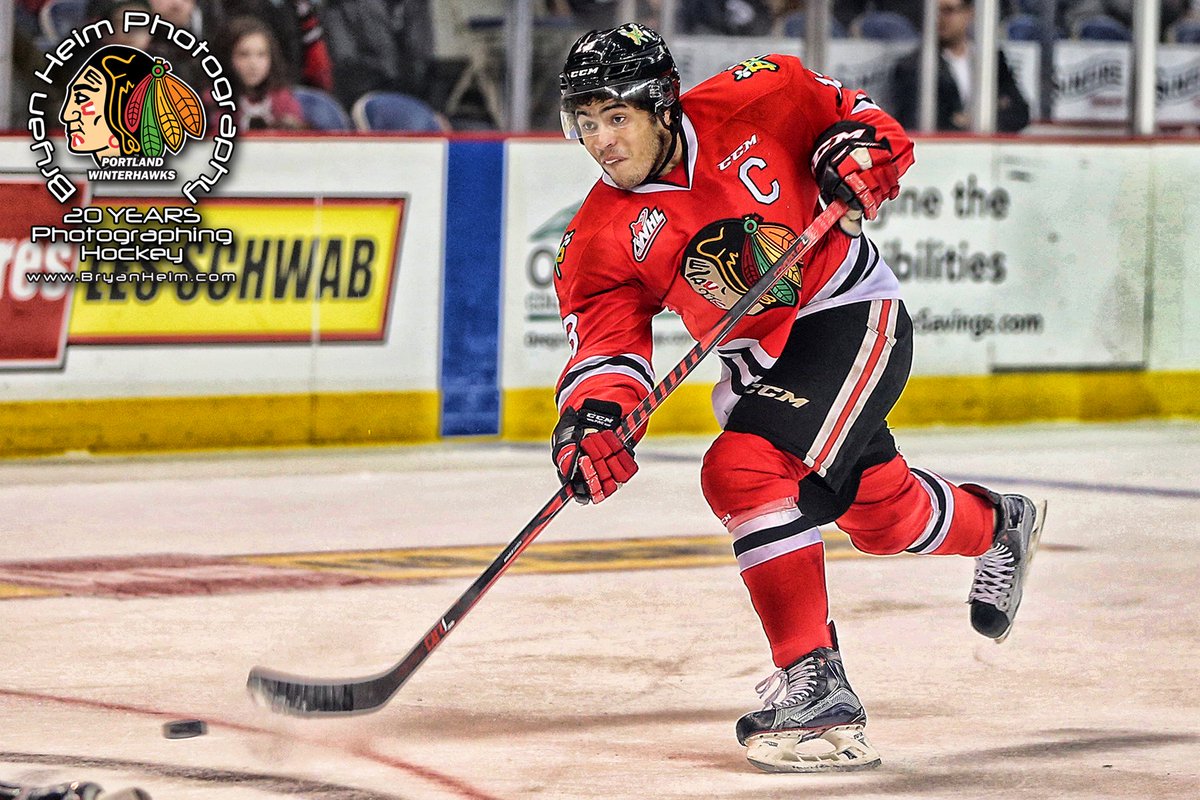 BryanHeimPhoto's tweet photo. It's GAME DAY! @pdxwinterhawks  Veterans Memorial Coliseum  #13 @iverke @BryanHeimPhoto https://t.co/LzZjXGzqIY