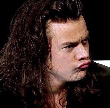 1DInsideReport's tweet image. The happiest birthday to this ball of happiness @Harry_Styles. 

#HappyBirthdayHarry