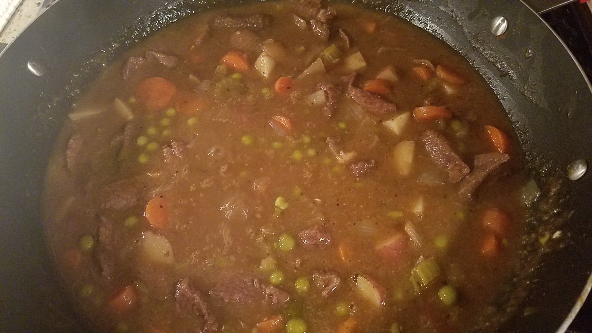 outdoormommas's tweet photo. Camp stew!! #2moms1Abigail2Boxers #camping Viddles!!! https://t.co/agtOPZUgbW