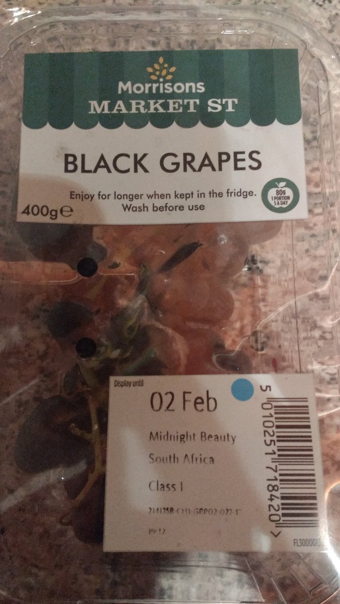 MetalJo's tweet photo. What's going on, Morrisons? Just opened a box of grapes (display until 2 Feb), &amp; several are mouldy! Yuk!!! @Morrisons #Food #fruits #mould https://t.co/HGhPV0eMqt