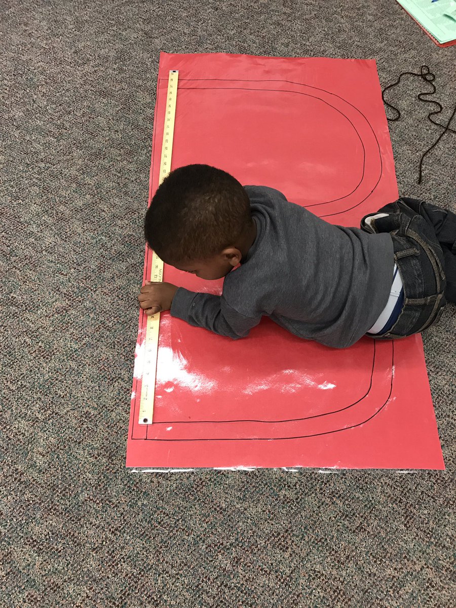 amsforjams's tweet photo. Our construction theme has begun. We are learning about actions words too! #preksmarties #vcsprek #IRESPreKisthebest https://t.co/zikatZT67x