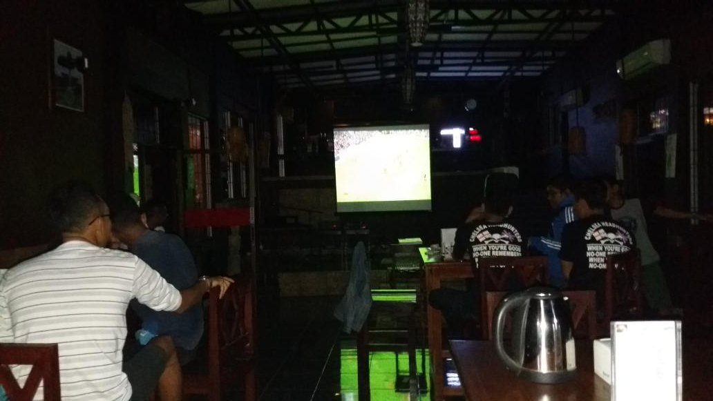 FT : Liverpool 1-1 Chelsea.. thank you blues yg su dtg nobar.. #KTBFFH