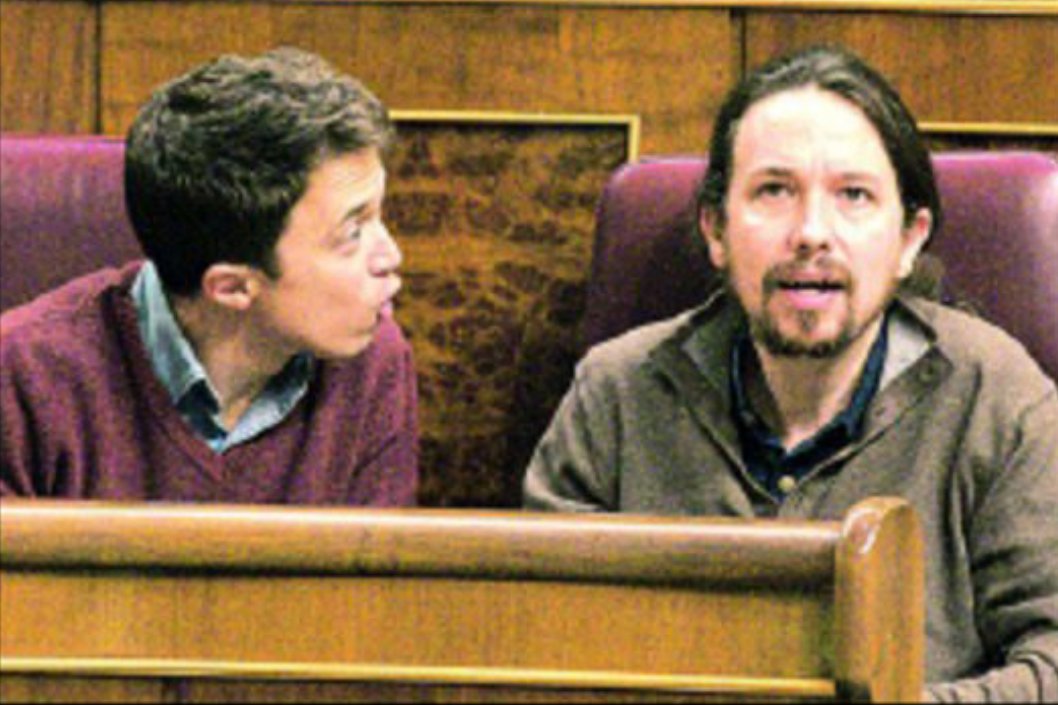 diostuitero's tweet photo. - ¡Te juro que tengo 33 años!
- ¡Venga, chavalín, que te pires! https://t.co/wz23dmE6y6