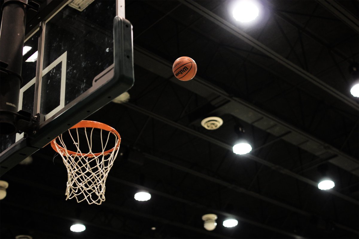 sFn_Alpha's tweet photo. (Part 1): Here is some cool pics of last weeks Basketball Bash!
#ProtectThePack #Wolves #Esfhs #Edmond #OKC #Seniors #basketball https://t.co/OfhJVmQNZC