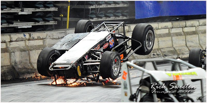 RSweetenImages's tweet photo. Chad Jones during qualifying #indoorautoracing #ACindoor https://t.co/symCgCGkos