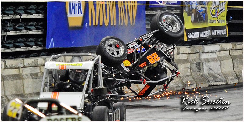 RSweetenImages's tweet photo. Chad Jones during qualifying #indoorautoracing #ACindoor https://t.co/symCgCGkos