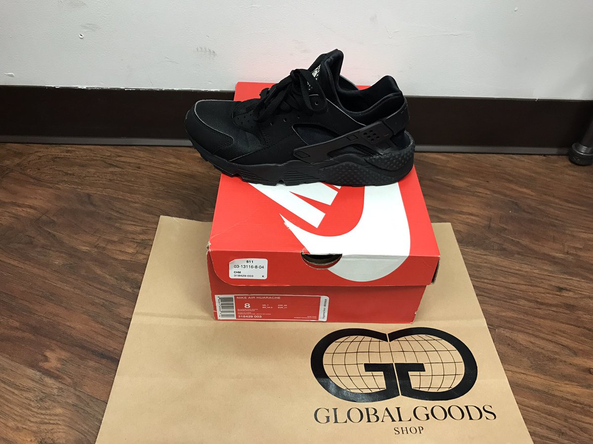 globalgoodsshop's tweet photo. NEW TO SHOP:
Nike Haurache "Triple Black"
Size:8
Price:$75
#globalgoodsshop #sneakerhead #hypebeast #boutique #streetwear #nike #haurache https://t.co/QiCwYfS9FA