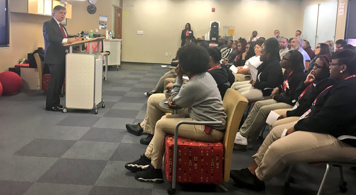 SIUECharterHigh's tweet photo. Great visit with the @SIUE Chancellor this morning! #EastStLouis https://t.co/3RZkyBIEoG