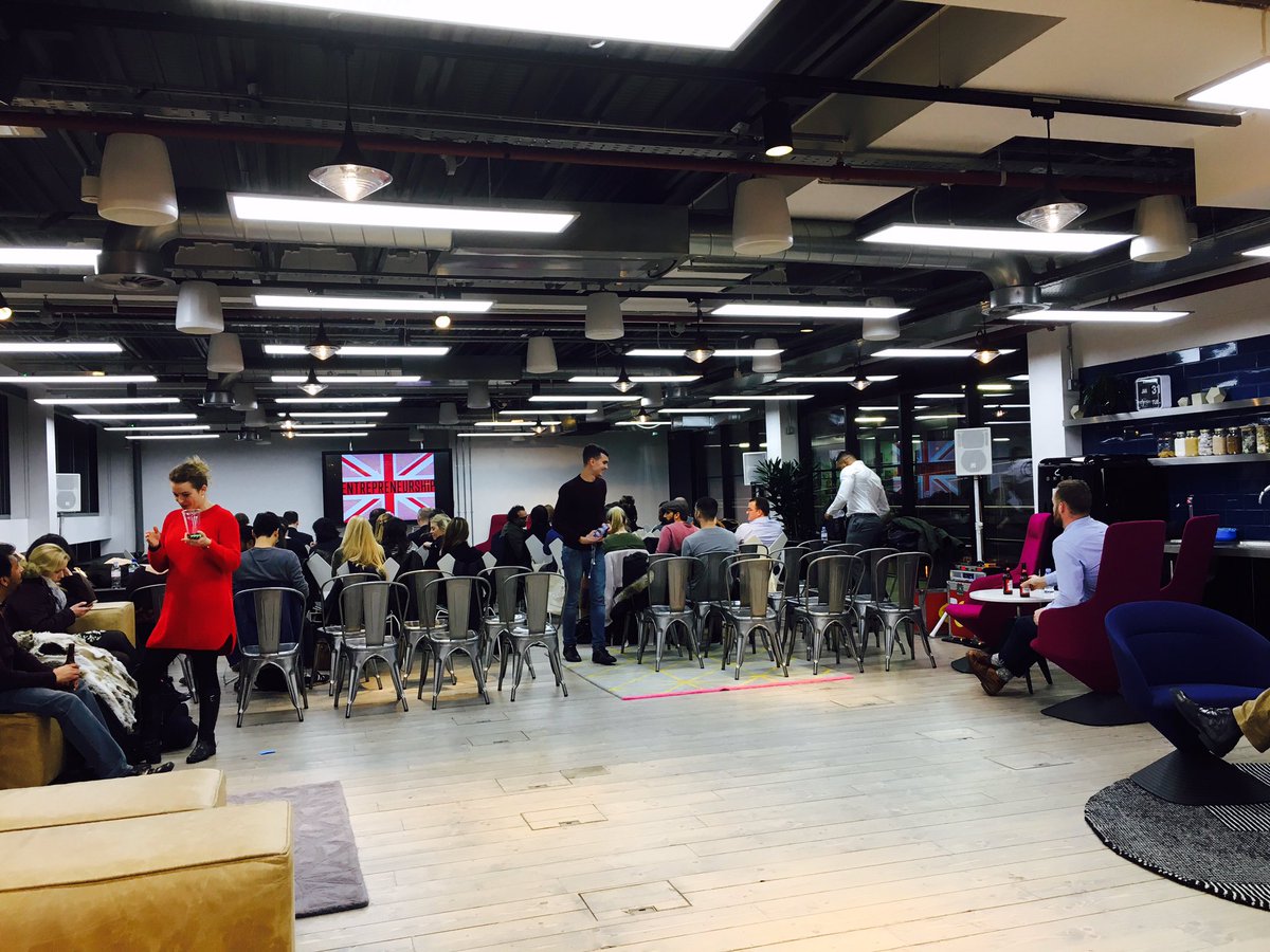 GomesOksanen's tweet photo. Virgin UK Meetup. Was an informative session to hear about @mannyandme_ldn #VirginUK https://t.co/G6O987mCwb