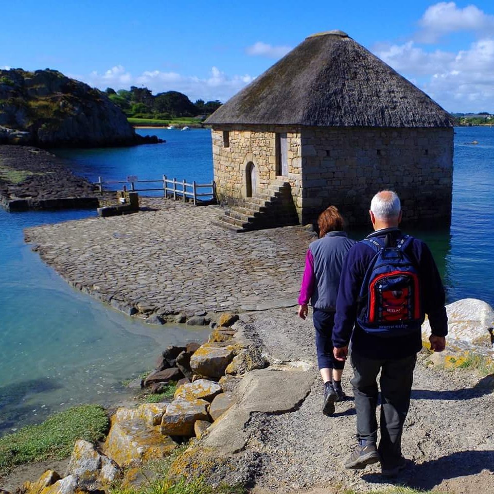 #Rando à #Bréhat au Moulin de Birlot <a href="/OTPaimpol_Goelo/">OIT Paimpol Goëlo</a> #Bretagne <a href="/mesvacancesen22/">Côtes d'Armor Tour.</a> #fansdebretagne