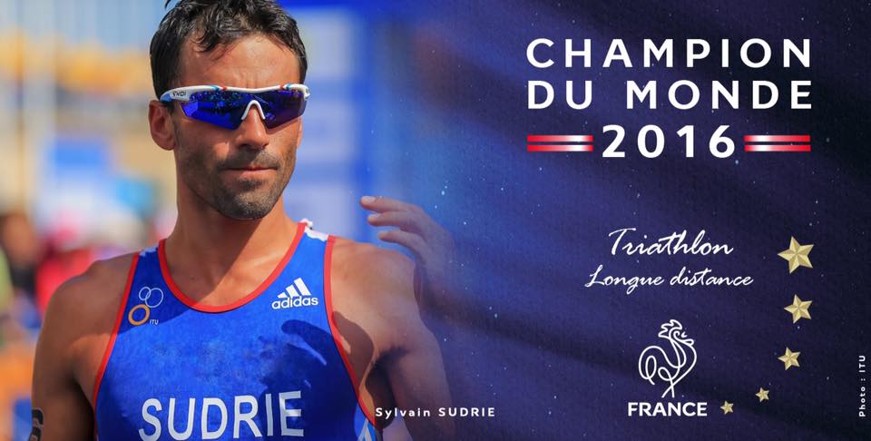 SportsDefense's tweet photo. Le #sportmilitaire et les sportifs de l'#ArméedeChampions à l'honneur à la #SoiréedesChampions #SDC2016 du #CNOSF: https://t.co/ofmhp27RjT https://t.co/G0evAKkzJ8