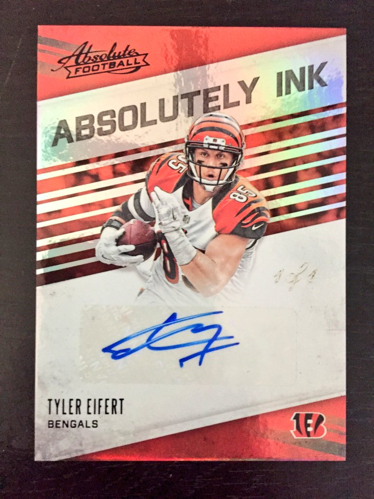 702Breakers's tweet photo. 2016 @PaniniAmerica Absolute HUGE #mojo @GoGTSLive @702Breakers https://t.co/YEDbwpzvUl @GTSDistribution @Karvinc @ChecklistsforUS #thehobby https://t.co/li0hcDYMao