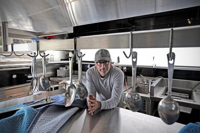 He opened a restaurant in a shipping containter. Where else: Wynwood  miamiherald.com/entertainment/…