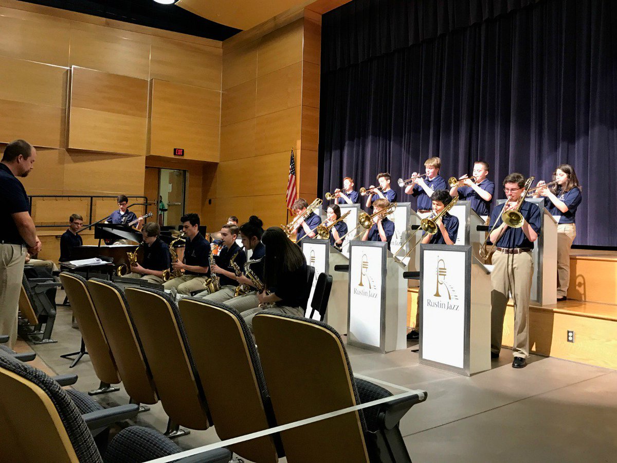 WestChesterASD's tweet photo. #RustinHS Jazz Band is filling the air with great music tonight! https://t.co/XC5youOK2L