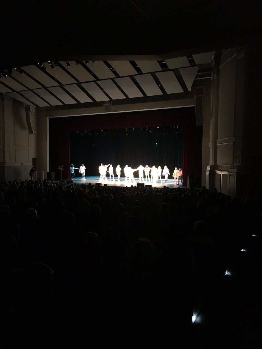 ocsjackets's tweet image. 6th graders dancing #1970s #OCEF #rocknroll #dancingthroughdecades