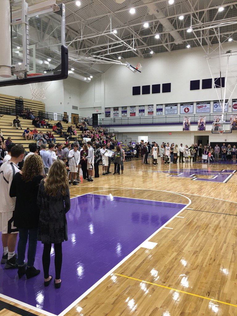 Congratulations to our SENIOR basketball cheer and players!!!