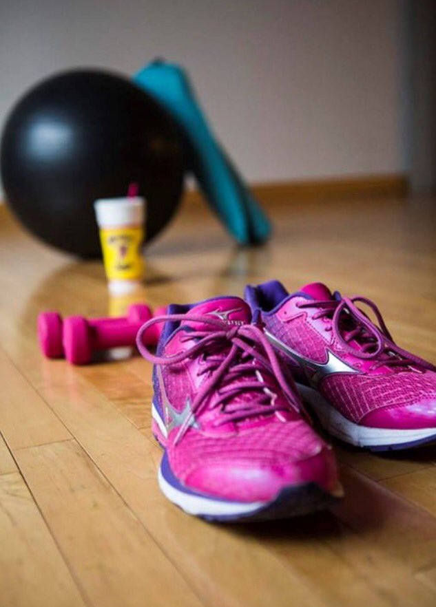 peelbooster's tweet photo. Today is the last day of our #BoostYourGoals contest! Tell us your #2017 goals @BoosterJuice NOW https://t.co/R9aLtP9o3d https://t.co/W5zoN66p31