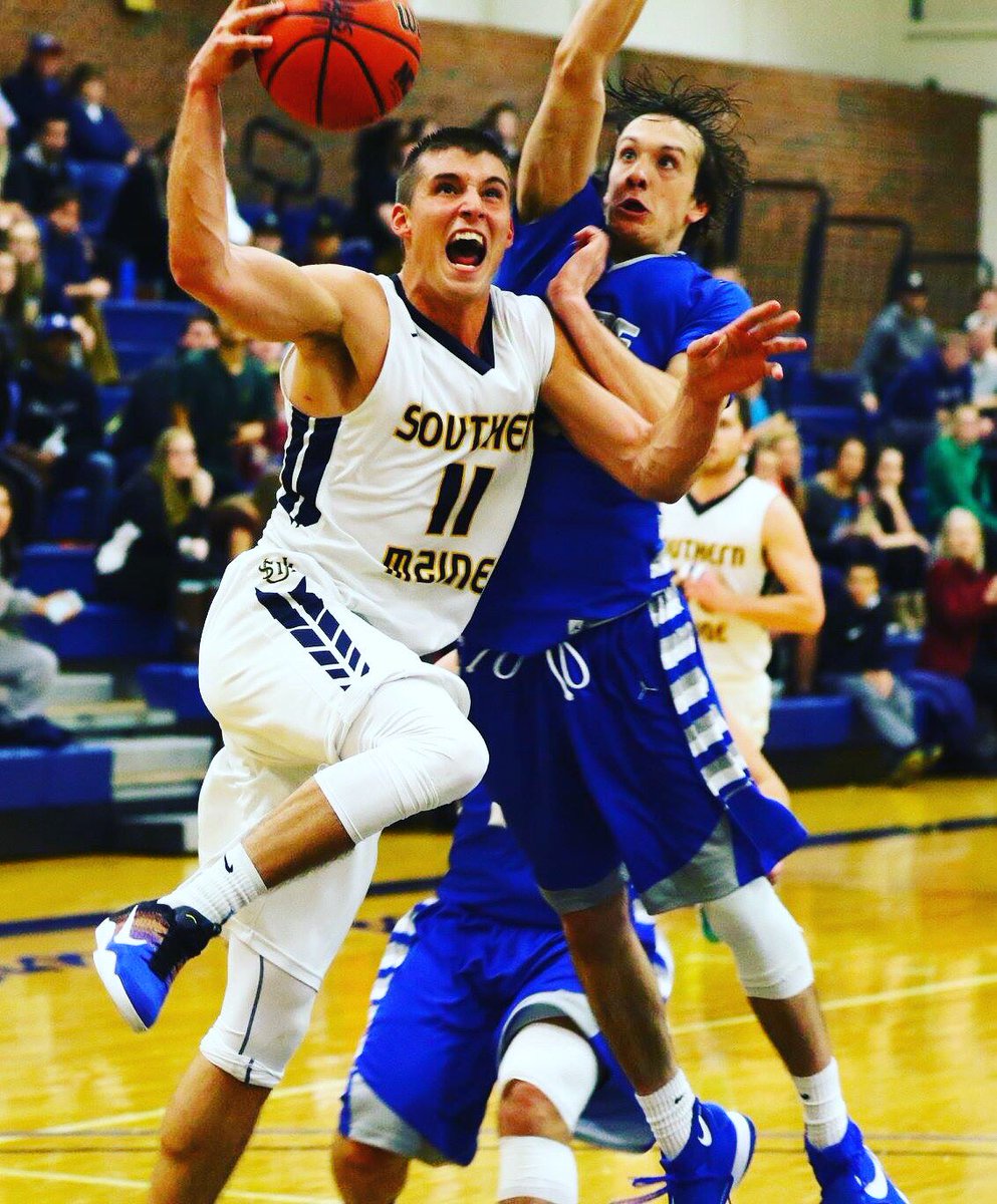 usmhuskies's tweet photo. With his 4th point in tonight's game at Colby, Zach Leal became the 26th @USMmbkb player to score 1000 pts in his career! #GoHuskies https://t.co/DtYSLM6VIh