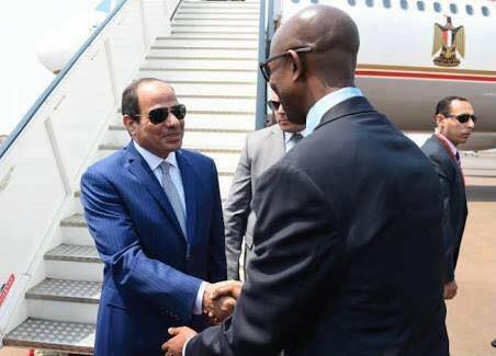 o_ellkany's tweet photo. لما المنتخب هيكسب هيبقى في كاس دهب صح ؟؟ .. متديهوش للحضري الكاس ده انا عايزه😂😂 https://t.co/d70kTjnknX