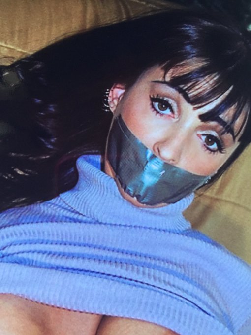 It's getting dark, let's get kinky.https://t.co/DD2RUhkYcr https://t.co/mHli3vTmve<a href="/tag/doggy"class="tags"><span>#doggy</span></a><a href="/tag/anal"class="tags"><span>#anal</span></a><a href="/tag/titfuck"class="tags"><span>#titfuck</span></a>