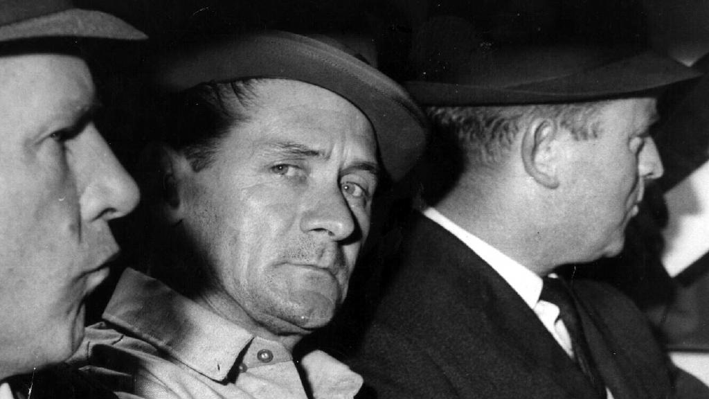 50yrs ago #RonaldRyan was the last man hanged in Australia in a case that divided the nation.
bit.ly/2kpf0JD