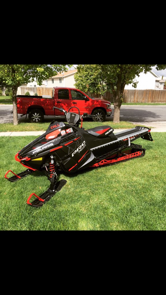bowguy24's tweet photo. Selling my 2006 5.9 and 2015 pro rmk 163 pm for details https://t.co/gdwMYGRq8P