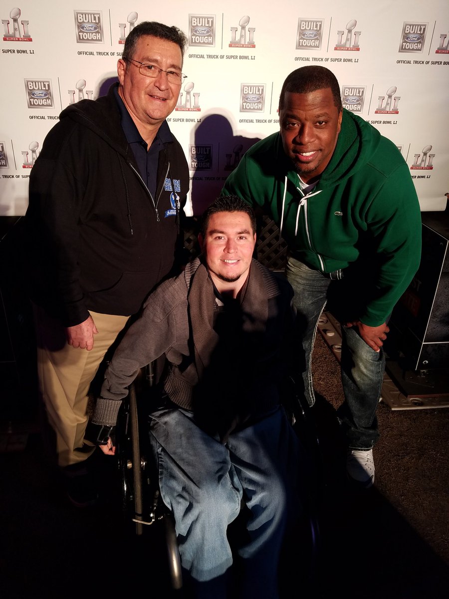 NFL Experience downtown Houston.
We ran into Kordell Stewart and Ricardo Garcia Ochoa of Fox Sports International.