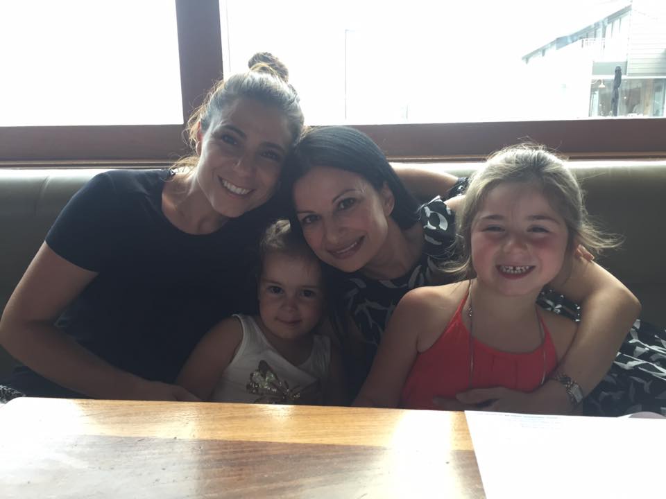 CoParentingCrew's tweet photo. Divorce doesn't have to mean you lose. I gained an amazing friend in my son's stepmum and his gorgeous baby sisters too! https://t.co/ctGwWJTtBH