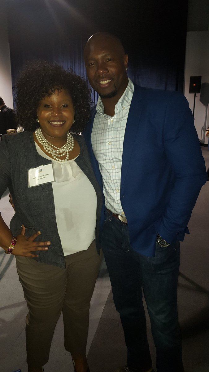 HandleWorkLife's tweet image. Last post as a proud BC vendor! my-handler.com check us out out for personal assistant needs! #businessconnectHOU @bjw704 @Bnicce