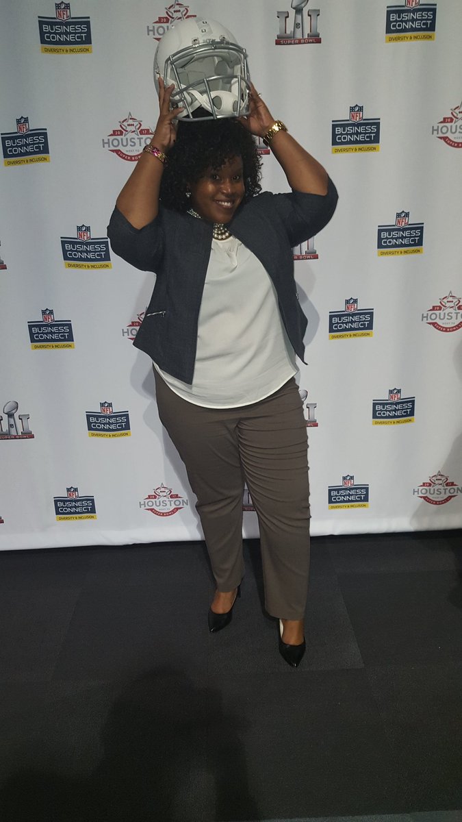 HandleWorkLife's tweet image. Last post as a proud BC vendor! my-handler.com check us out out for personal assistant needs! #businessconnectHOU @bjw704 @Bnicce