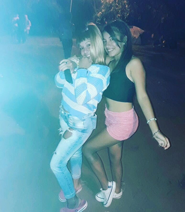 Daidelaloyee's tweet photo. Mi preferida, por mas locuras juntas loca❤ https://t.co/KO8C5SlsEy