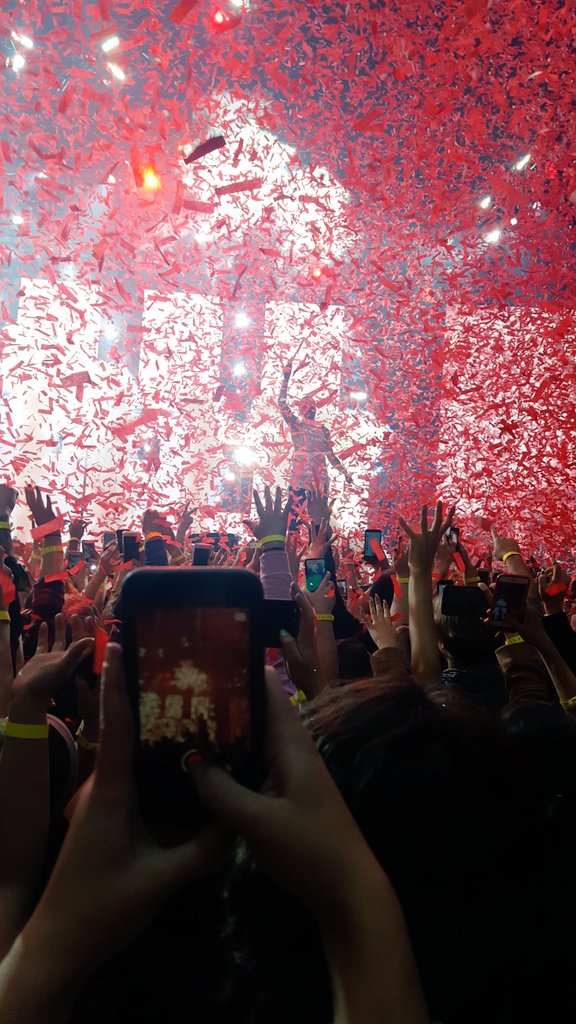 ShelbiBusche's tweet photo. Thank you @tylerrjoseph @joshuadun for positivly impacting the world through what you make. My students learn a lot from you in Gen. Music. https://t.co/lfKz5NzO5j