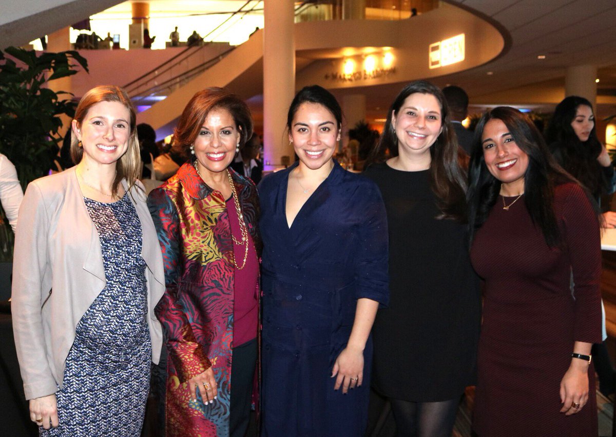MicheleRuiz01's tweet photo. Great time w/the @AmexOPEN team today at #OGCAtlanta conference and enjoyed speaking to impressive #women #business owners. https://t.co/XuAUSGdpzH