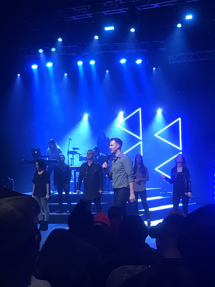Anthony_Hall1's tweet photo. @richwilkersonjr KILLED IT TONIGHT #ChangingChurch https://t.co/7iN2PzWKAx