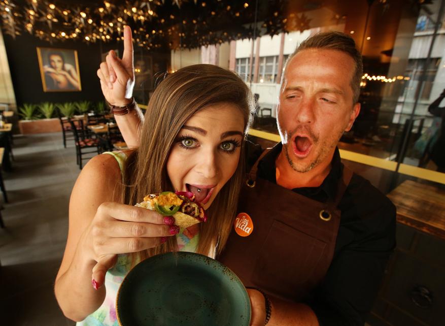 theheraldsun's tweet image. Is this Melbourne's hottest taco? trib.al/6TQHIit