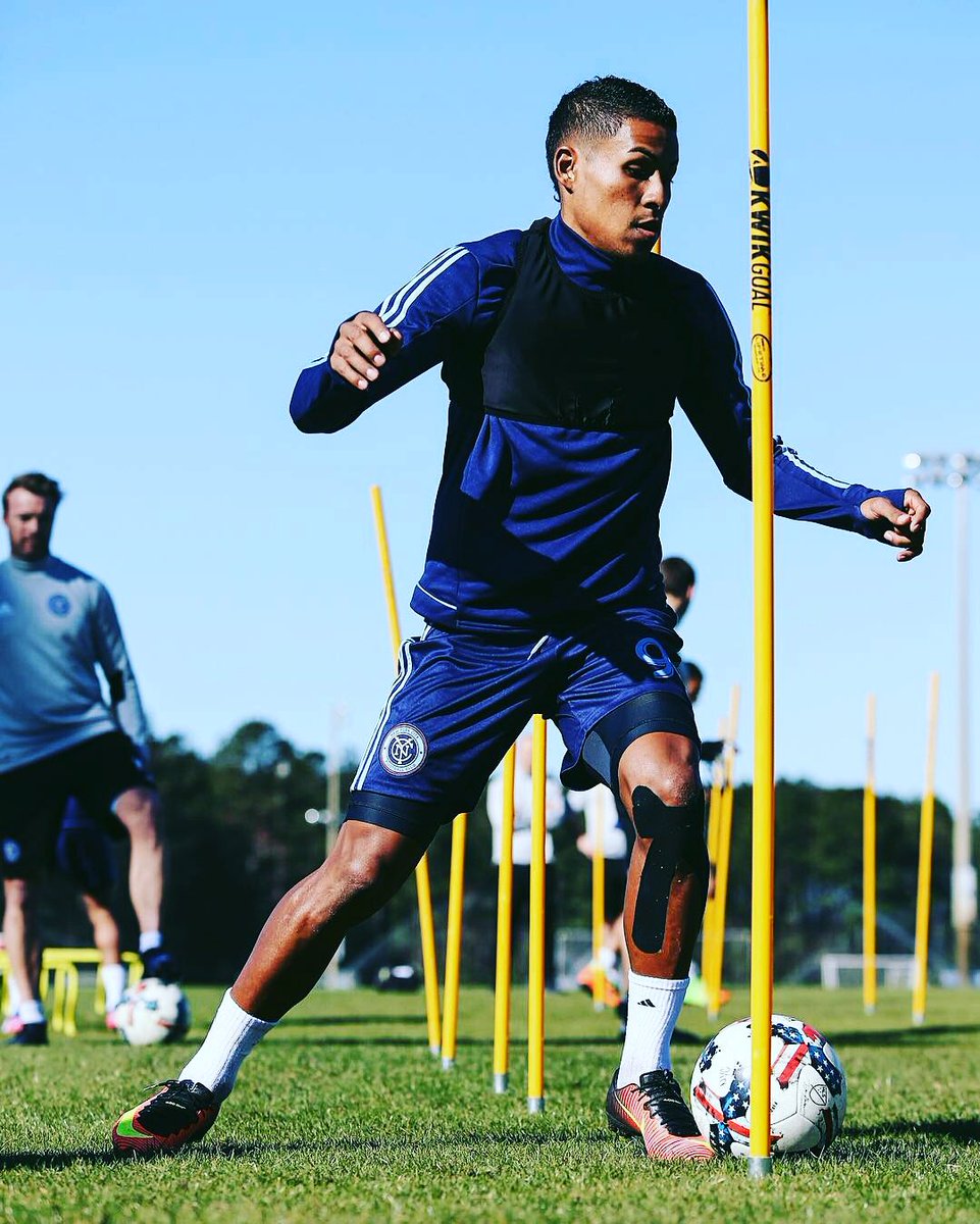 JMDeporte's tweet photo. El panameño, Miguel Camargo, ya entrena con su nuevo club New York City de la MLS. ¿Qué les parece? @miguel_camargo10 @randyjbm #JMDeportes https://t.co/RSjtZPHd4o