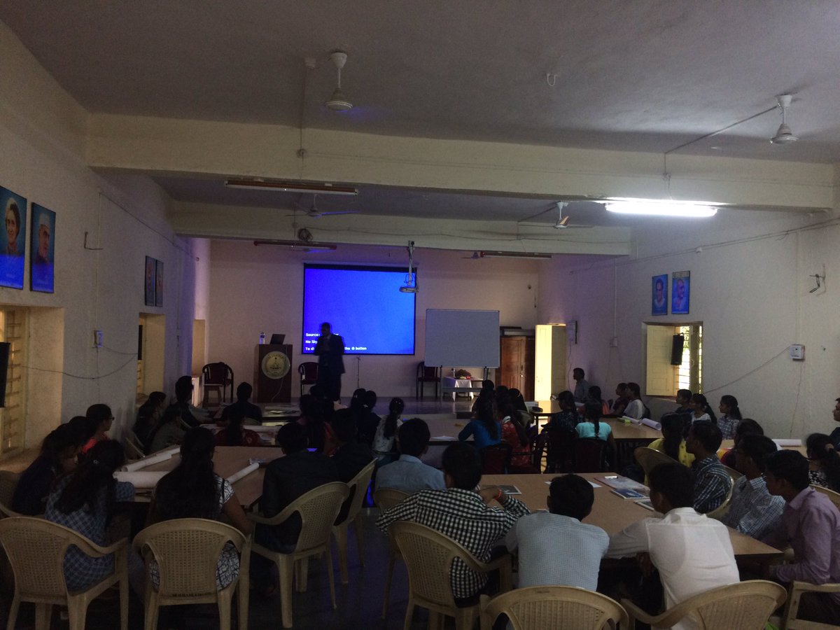 lalitismyname's tweet photo. Two days #Training Session started in college on #Personality #Development and #InterviewSkill by #DaleCarnegieIndia #GenerationNext.!! https://t.co/hxvYSWcYyw