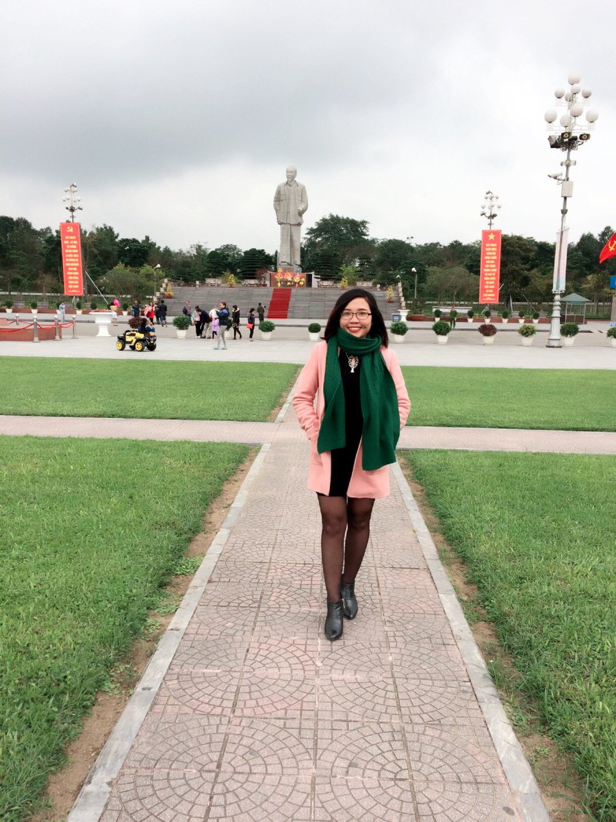 hanh404's tweet photo. Nên dừng lại để bắt đầu cái mới!
Luôn luôn phát triển vầd hướng về trước nhé cô gái https://t.co/lROzvJBDdg