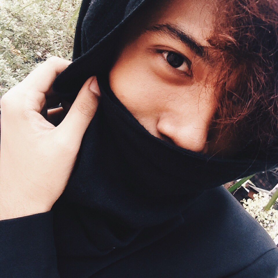 dansbutardo's tweet photo. Because it's #WorldHijabDay today! ❤️ spreading love to all my Muslim brothers and sisters! #humanitywithoutborders #Istand4Hijab https://t.co/7zZe6jIqfW