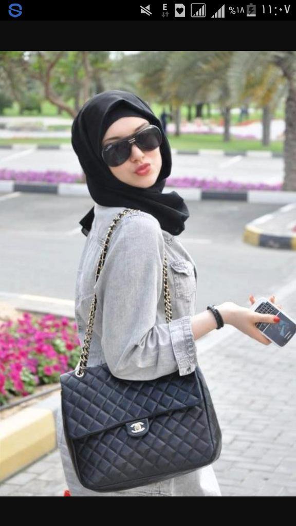 يروني فاشلة وحين انظر إليهم اجدهم يحاولون تقليدي