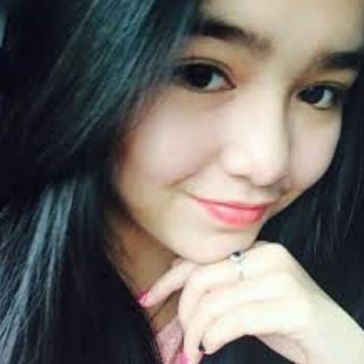 Amandaamanopo_'s tweet photo. Siapa yg ngefans berat sma manda??? manda bkl opfoll loh untk 2 orng yg menjawab pertanyaan manda dengan benar, tepat, dan cepat https://t.co/lB930uelII