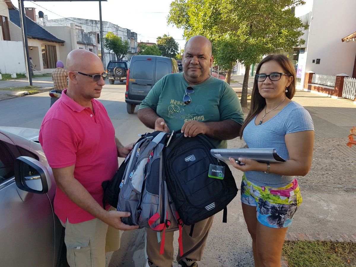 satsaidchaco's tweet photo. Los compañeros de gral San Martín ya tienen las mochilas con útiles para sus hijos.... Vamos a las garcitas con el beneficio escolar https://t.co/YnhLkXaI0g