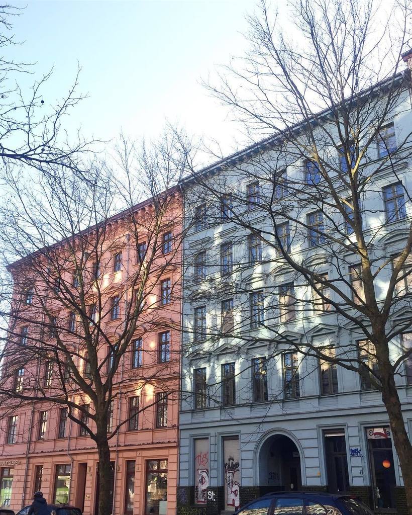 shagunt's tweet photo. Somewhere in Prenzlauer 💛 #urban #berlin #Europe #Germany #berlinblogger #pantone2016 #be… https://t.co/bTrcgiA8Ti https://t.co/hreQutRqqQ