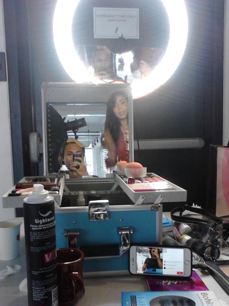 jeahmua19's tweet photo. On my station..
Work
Makeup artist https://t.co/Aft32EFk4U
